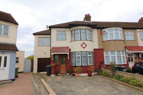 Lodge Crescent, Waltham Cross, Hertfordshire