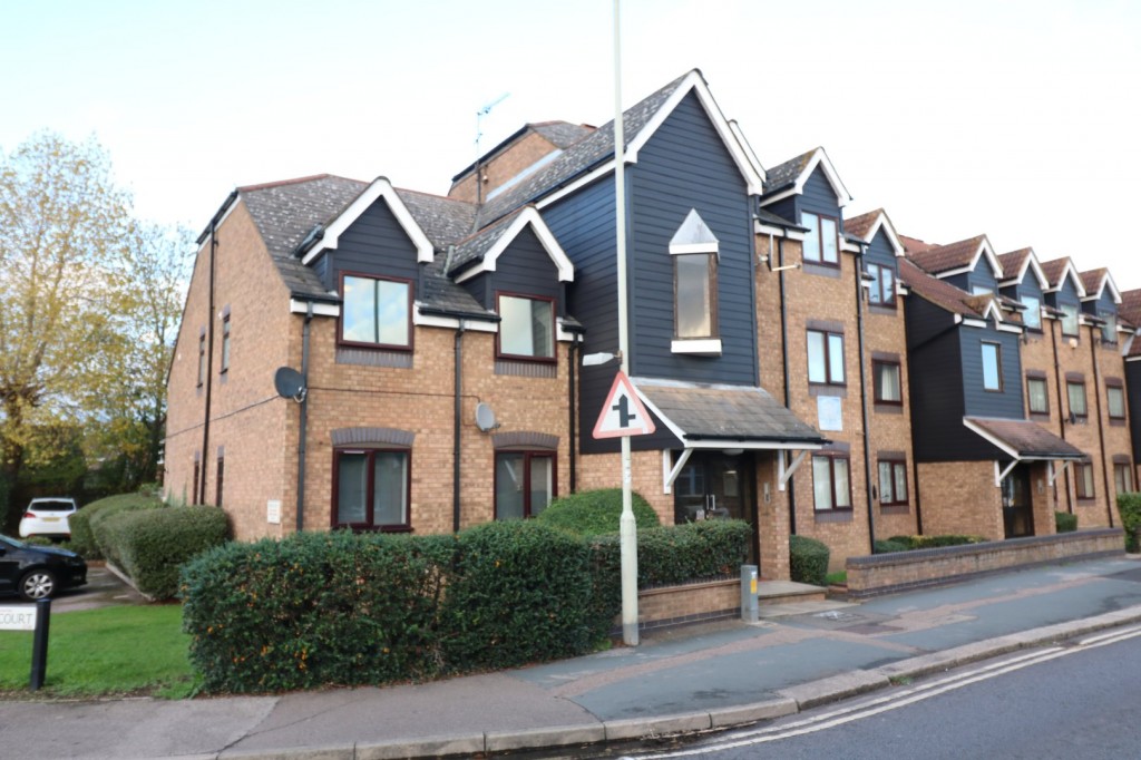 Windmill Lane, Cheshunt, Hertfordshire, 2 bedroom, Flat