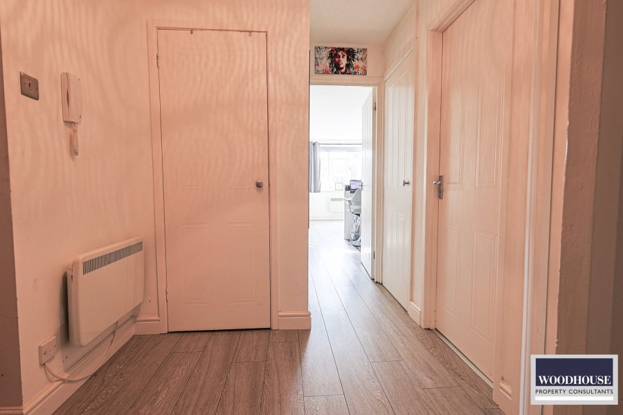 Images for Turners Hill, Cheshunt, Hertfordshire EAID:3131305421 BID:11055924