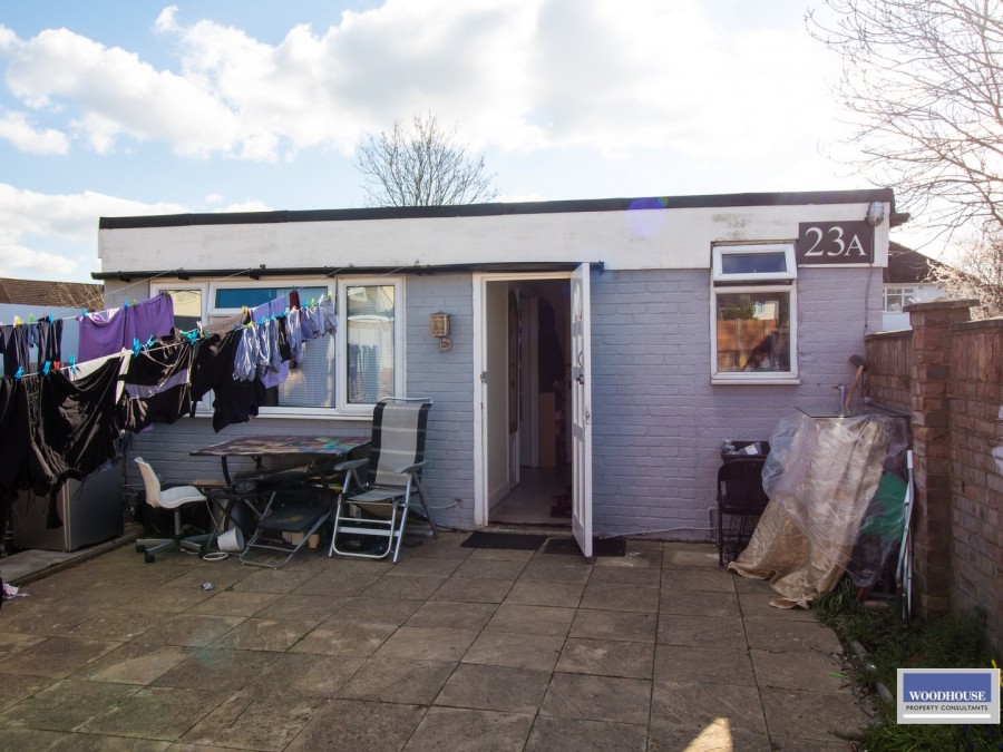 Images for Cheshunt, Waltham Cross, Hertfordshire EAID:3131305421 BID:11055924