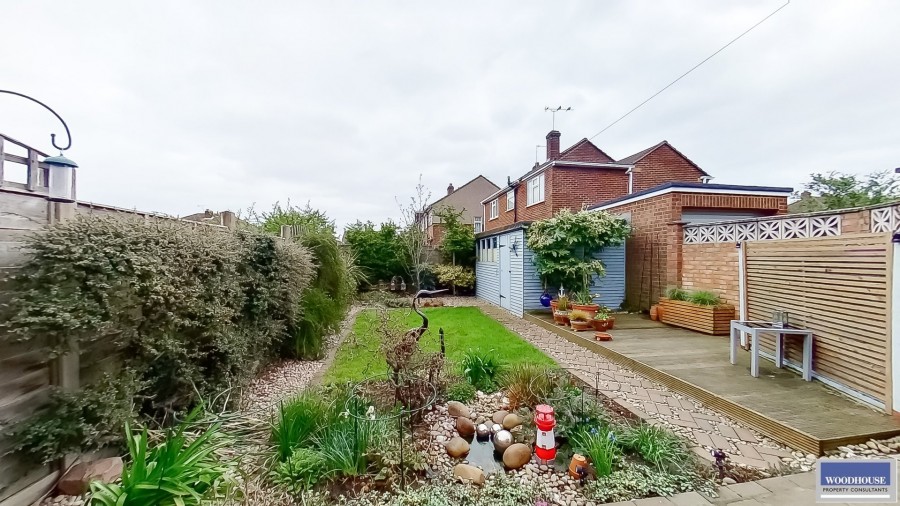 Images for Cornwall Close, Waltham Cross, Hertfordshire EAID:3131305421 BID:11055924