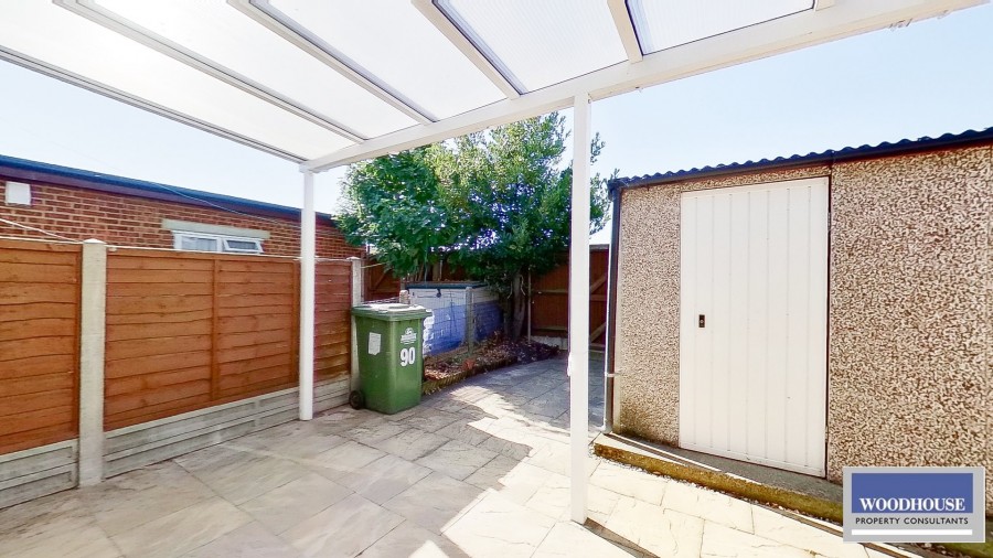 Images for Lodge Crescent, Waltham Cross, Hertfordshire EAID:3131305421 BID:11055924