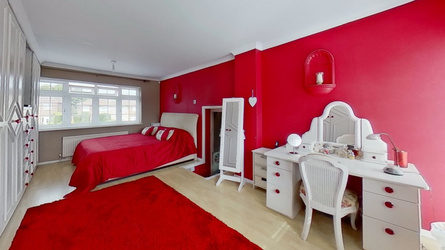 Images for Roundmoor Drive, Cheshunt, Hertfordshire EAID:3131305421 BID:11055924