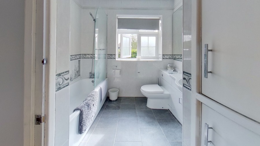 Images for Roundmoor Drive, Cheshunt, Hertfordshire EAID:3131305421 BID:11055924