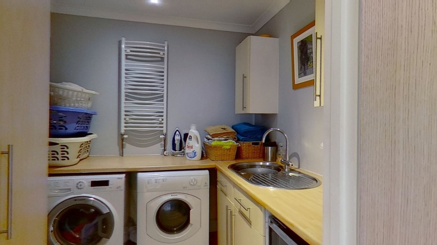 Images for Roundmoor Drive, Cheshunt, Hertfordshire EAID:3131305421 BID:11055924