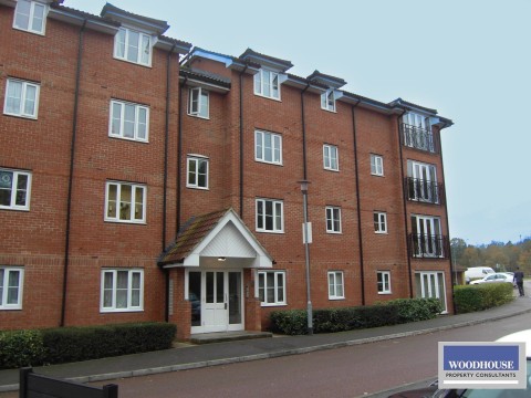 Winnipeg Way, Broxbourne, Hertfordshire