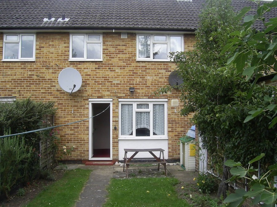 Images for Cheshunt, WALTHAM CROSS, Hertfordshire EAID:3131305421 BID:11055924