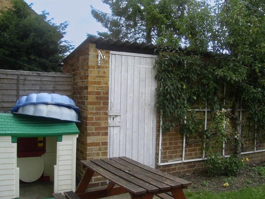 Images for Cheshunt, WALTHAM CROSS, Hertfordshire EAID:3131305421 BID:11055924