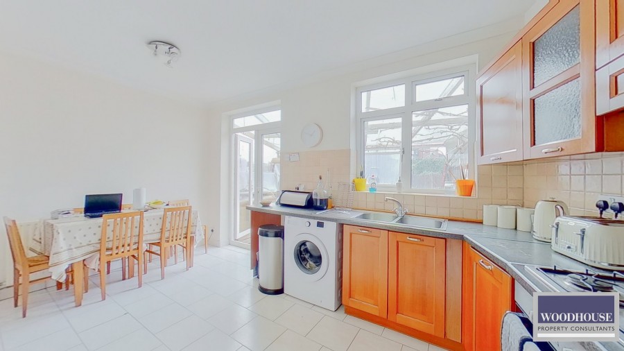 Images for Seaforth Drive, Waltham Cross, Hertfordshire EAID:3131305421 BID:11055924