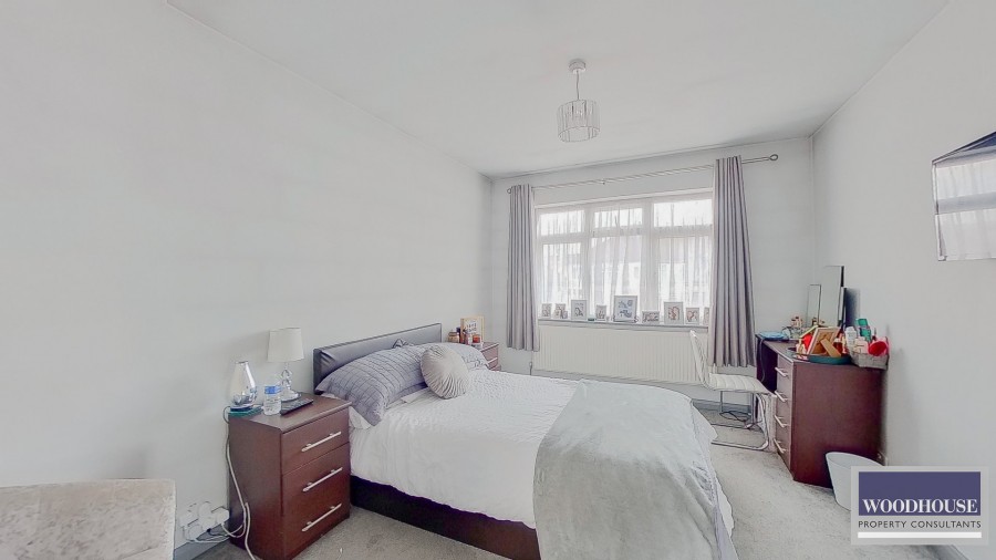 Images for Seaforth Drive, Waltham Cross, Hertfordshire EAID:3131305421 BID:11055924