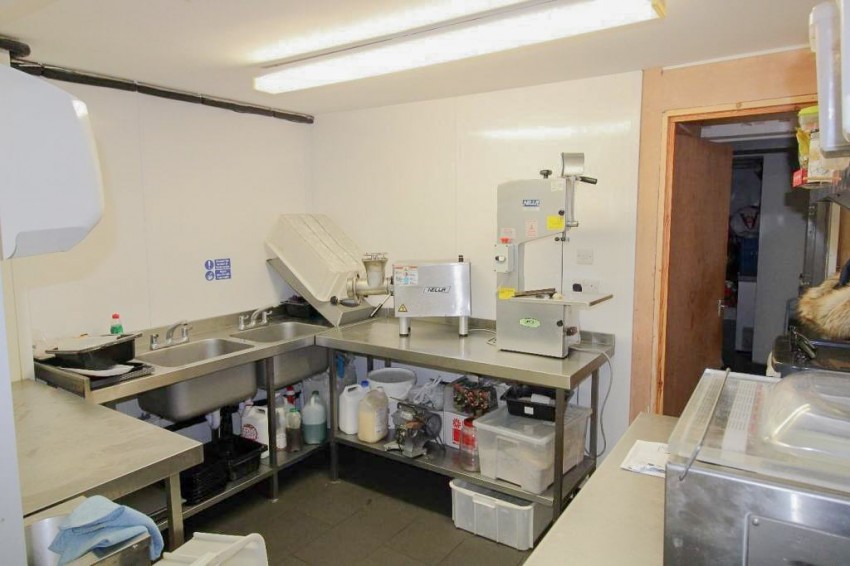 Images for Cheshunt, Waltham Cross, Hertfordshire EAID:3131305421 BID:11055924