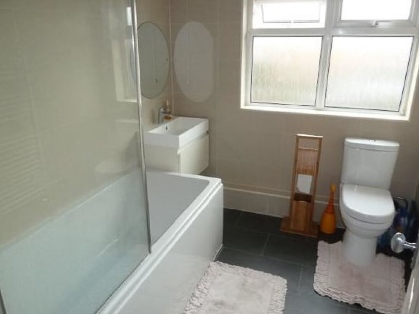 Images for Cheshunt, Waltham Cross, Hertfordshire EAID:3131305421 BID:11055924