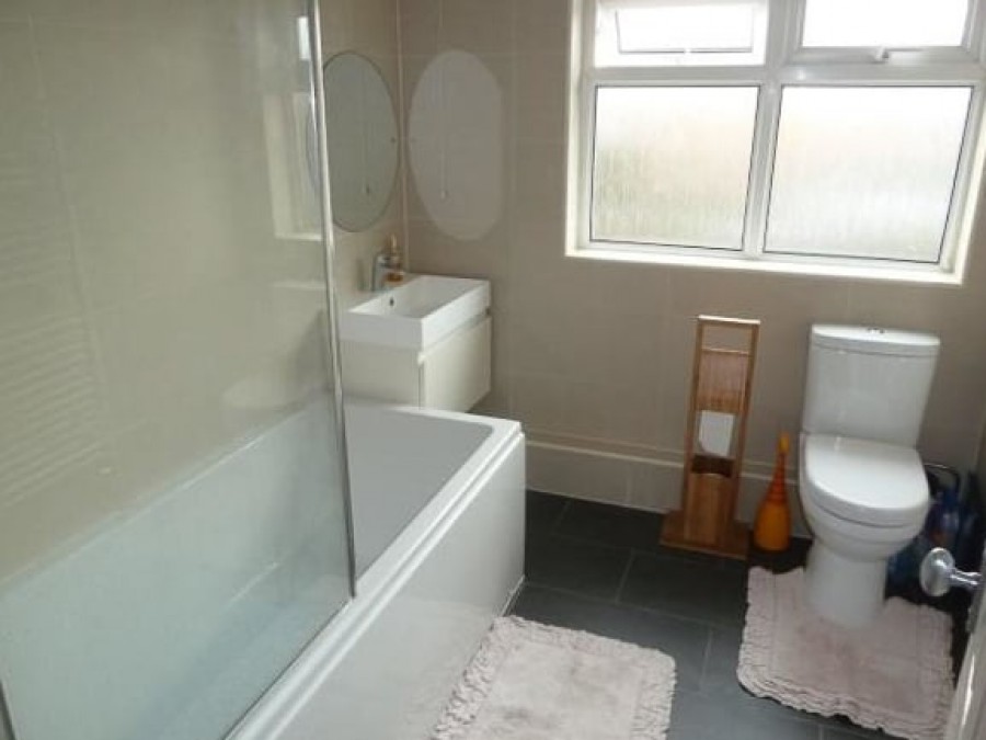 Images for Cheshunt, Waltham Cross, Hertfordshire EAID:3131305421 BID:11055924