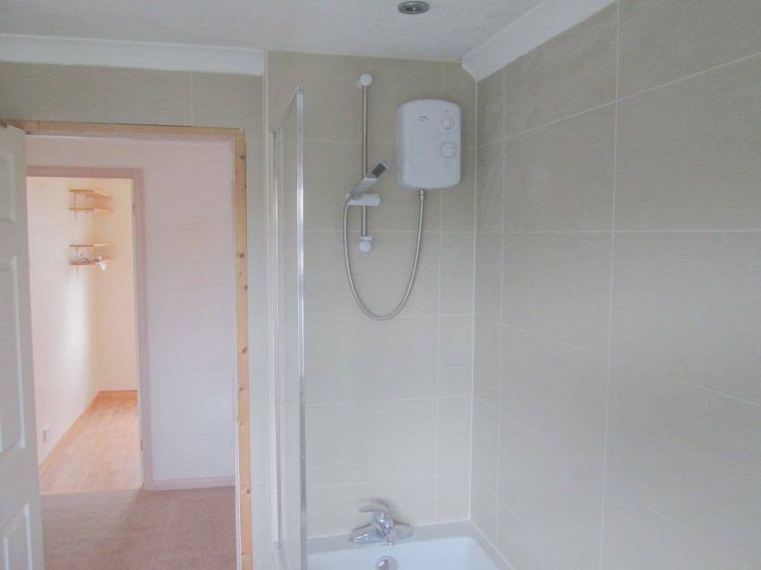 Images for Cheshunt, Waltham Cross, Hertfordshire EAID:3131305421 BID:11055924