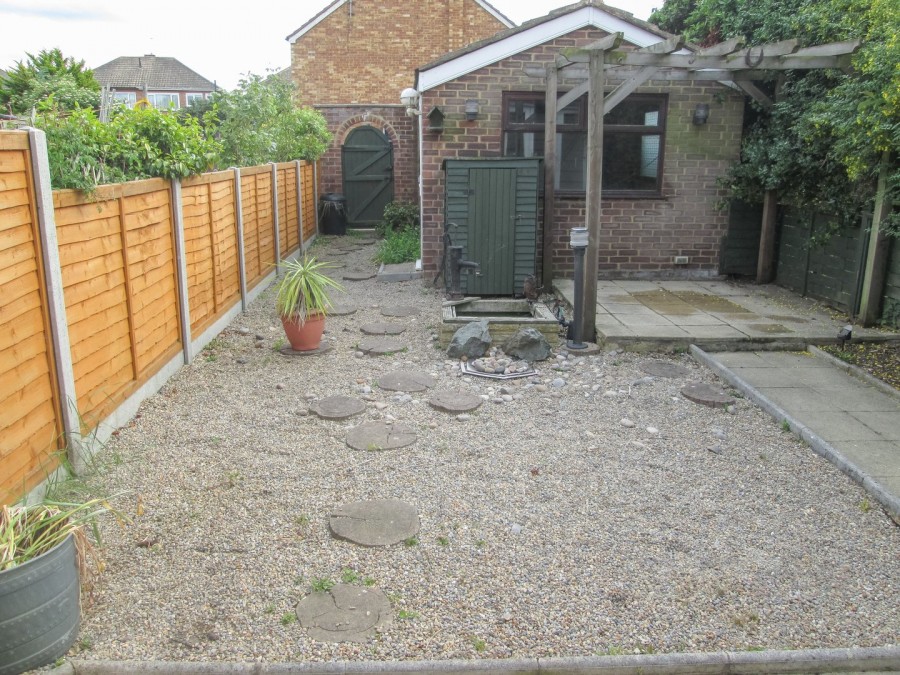 Images for Cheshunt, Waltham Cross, Hertfordshire EAID:3131305421 BID:11055924