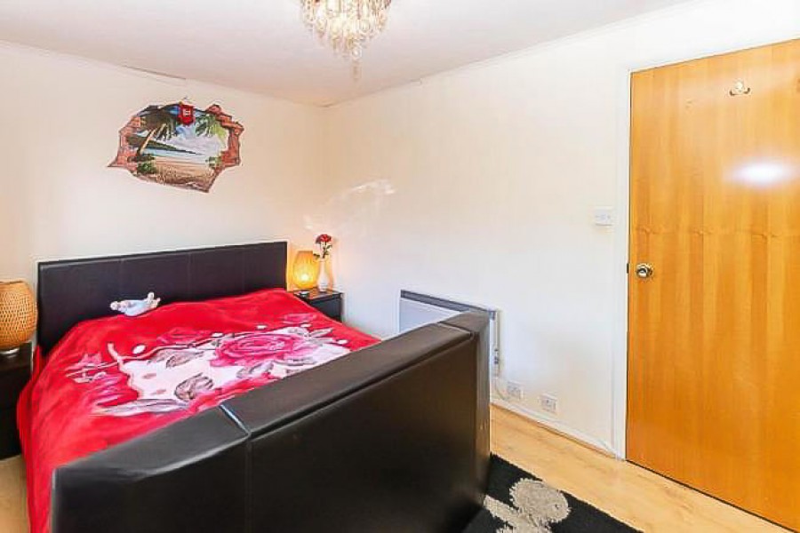 Images for Bryanstone Road, Waltham Cross, Hertfordshire EAID:3131305421 BID:11055924