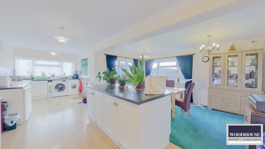 Images for Winton Drive, Cheshunt, Hertfordshire EAID:3131305421 BID:11055924