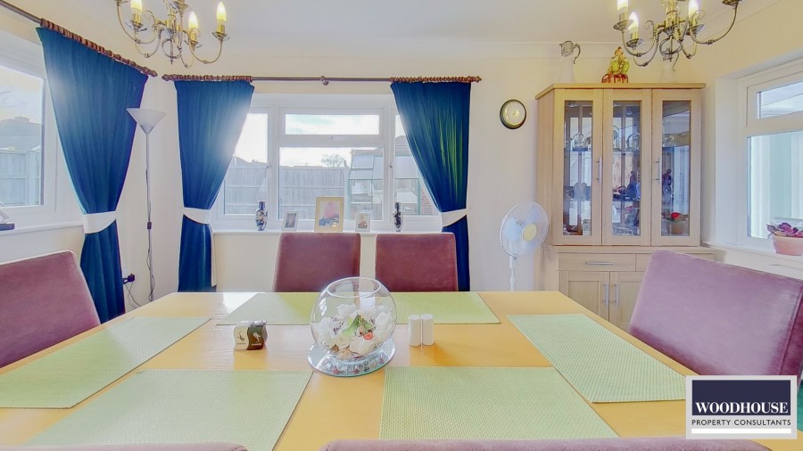 Images for Winton Drive, Cheshunt, Hertfordshire EAID:3131305421 BID:11055924