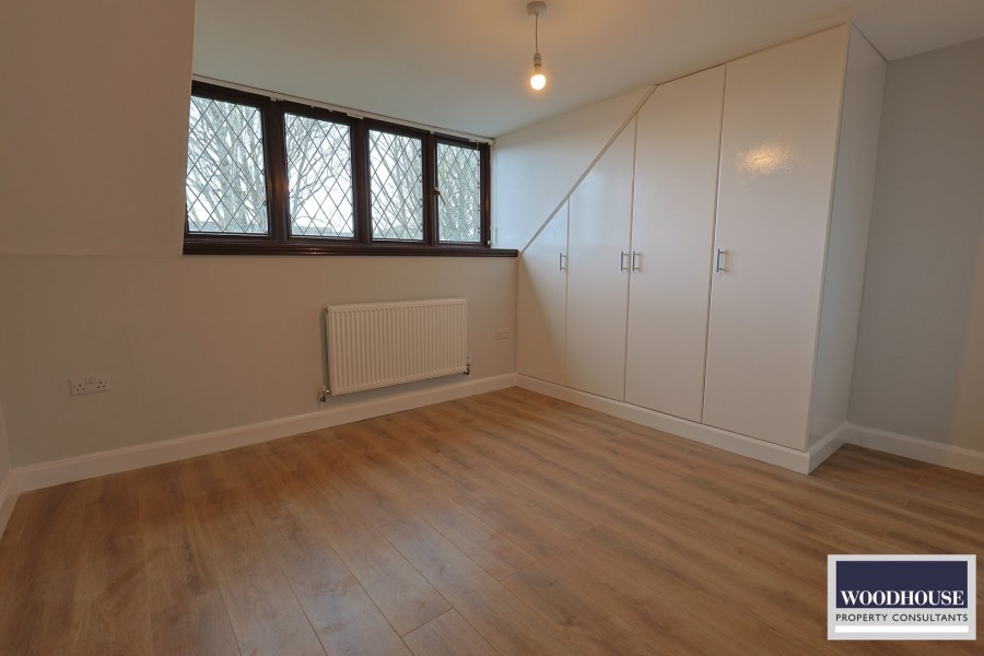 Images for Warwick Drive, Cheshunt EAID:3131305421 BID:11055924