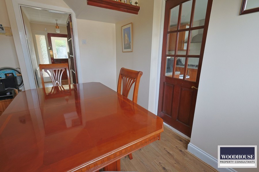 Images for Salisbury Crescent, Waltham Cross, Hertfordshire EAID:3131305421 BID:11055924