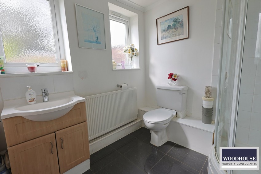 Images for Salisbury Crescent, Waltham Cross, Hertfordshire EAID:3131305421 BID:11055924
