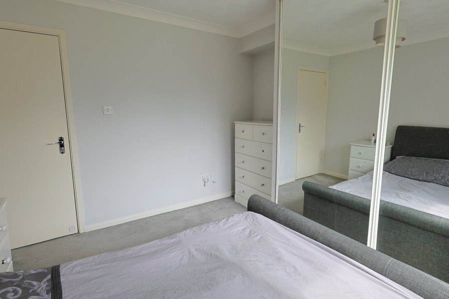 Images for Parkside, Waltham Cross, Hertfordshire EAID:3131305421 BID:11055924