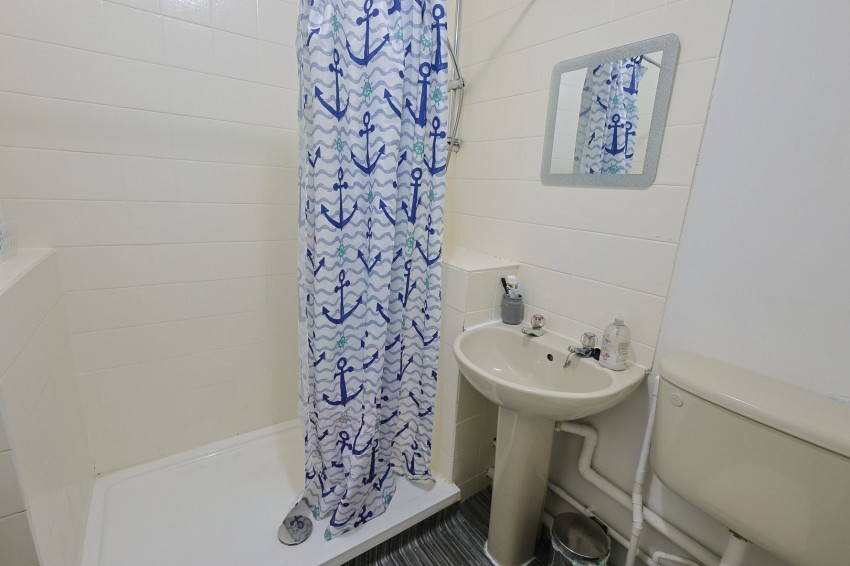 Images for Parkside, Waltham Cross, Hertfordshire EAID:3131305421 BID:11055924