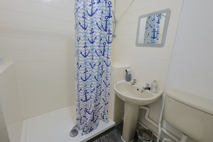 Images for Parkside, Waltham Cross, Hertfordshire EAID:3131305421 BID:11055924
