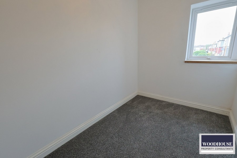 Images for Central Avenue, Waltham Cross, Hertfordshire EAID:3131305421 BID:11055924