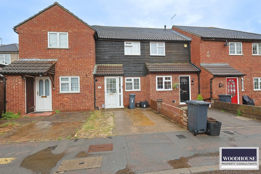 Images for Cheshunt, Waltham Cross, Hertfordshire EAID:3131305421 BID:11055924