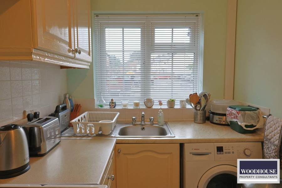 Images for Cheshunt, Waltham Cross, Hertfordshire EAID:3131305421 BID:11055924