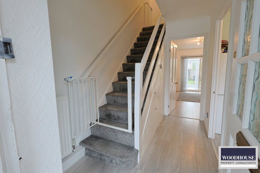 Images for Cheshunt, Waltham Cross, Hertfordshire EAID:3131305421 BID:11055924