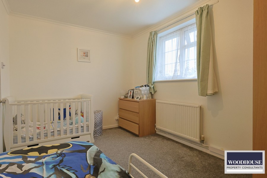 Images for Cheshunt, Waltham Cross, Hertfordshire EAID:3131305421 BID:11055924