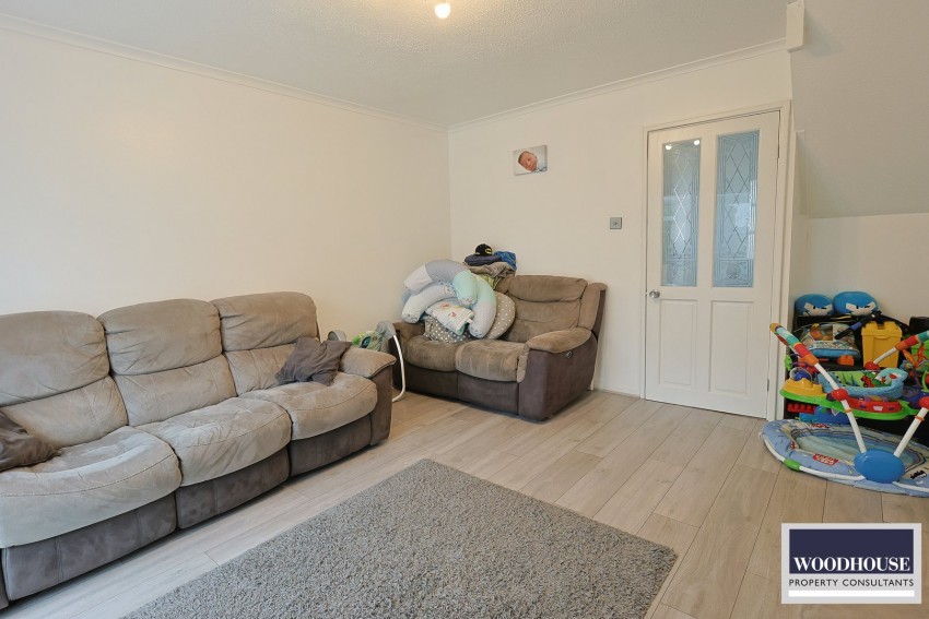 Images for Cheshunt, Waltham Cross, Hertfordshire EAID:3131305421 BID:11055924