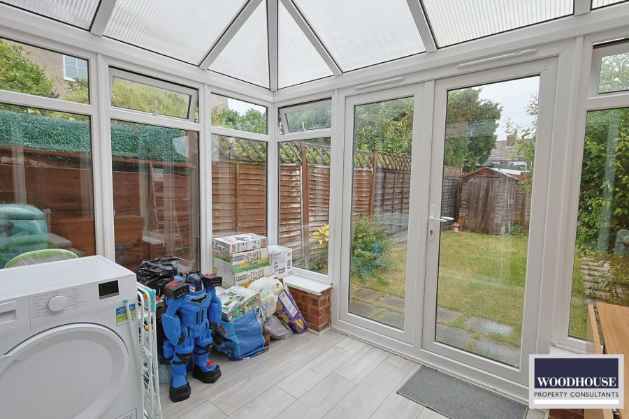 Images for Cheshunt, Waltham Cross, Hertfordshire EAID:3131305421 BID:11055924