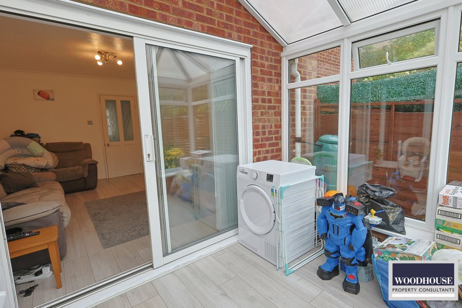 Images for Cheshunt, Waltham Cross, Hertfordshire EAID:3131305421 BID:11055924