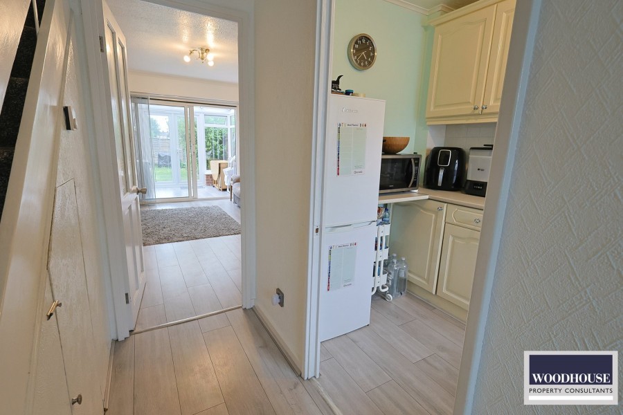 Images for Cheshunt, Waltham Cross, Hertfordshire EAID:3131305421 BID:11055924