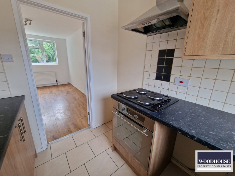 Images for Stonehorse Road, Enfield, Greater London EAID:3131305421 BID:11055924