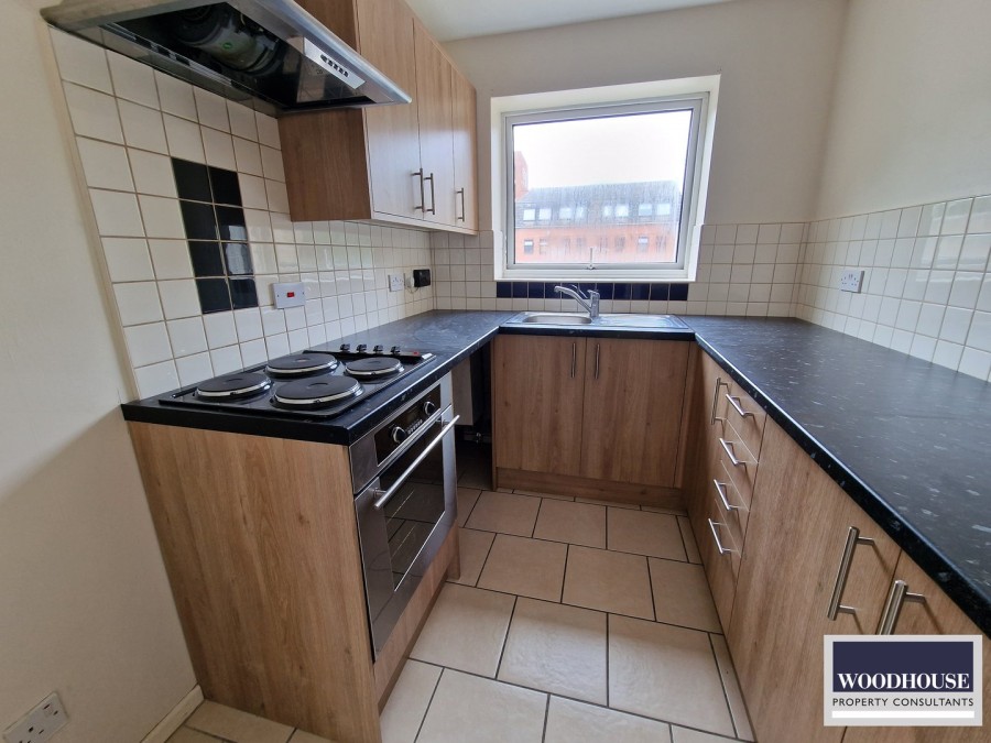 Images for Stonehorse Road, Enfield, Greater London EAID:3131305421 BID:11055924