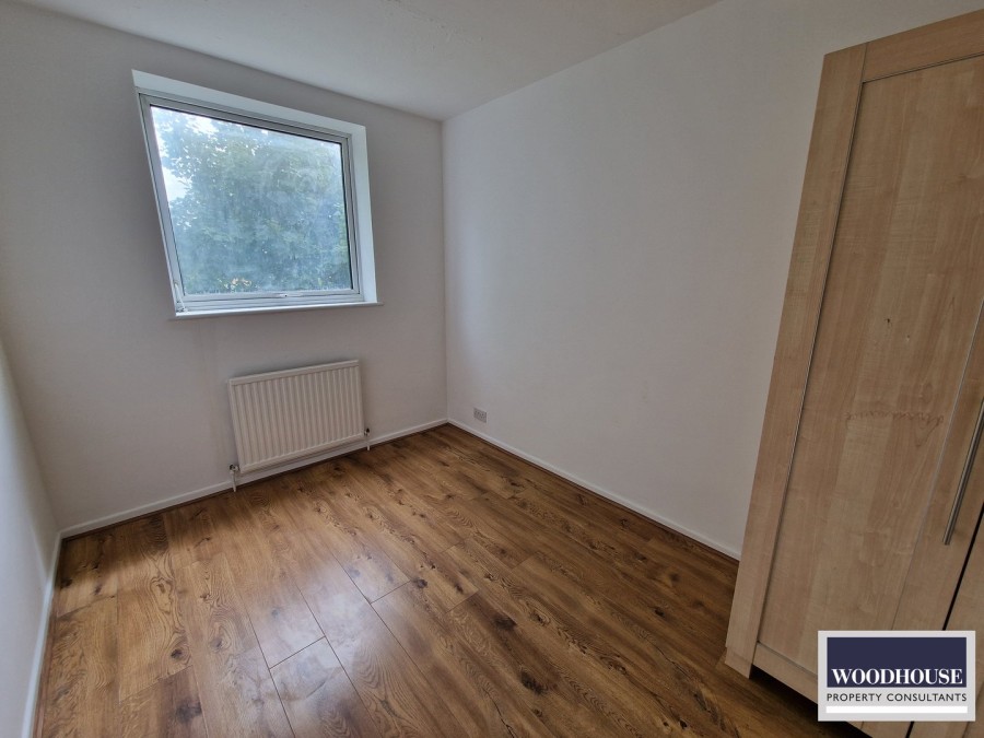 Images for Stonehorse Road, Enfield, Greater London EAID:3131305421 BID:11055924