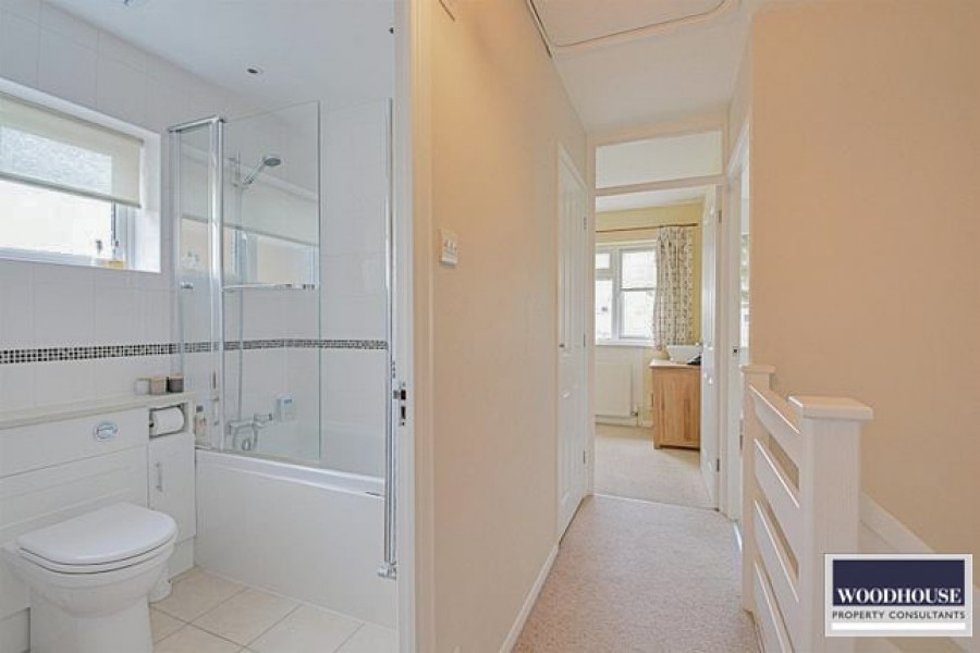 Images for Halleys Ridge, Hertford EAID:3131305421 BID:11055924