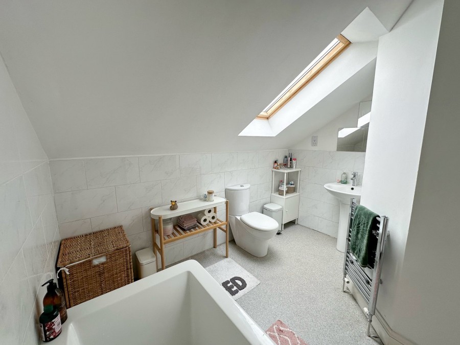 Images for Queens Road, Waltham Cross, Hertfordshire EAID:3131305421 BID:11055924