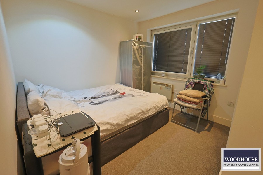 Images for Cheshunt, Waltham Cross, Hertfordshire EAID:3131305421 BID:11055924