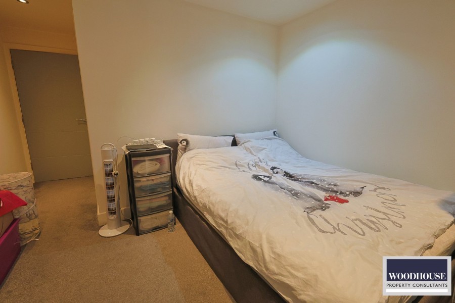 Images for Cheshunt, Waltham Cross, Hertfordshire EAID:3131305421 BID:11055924