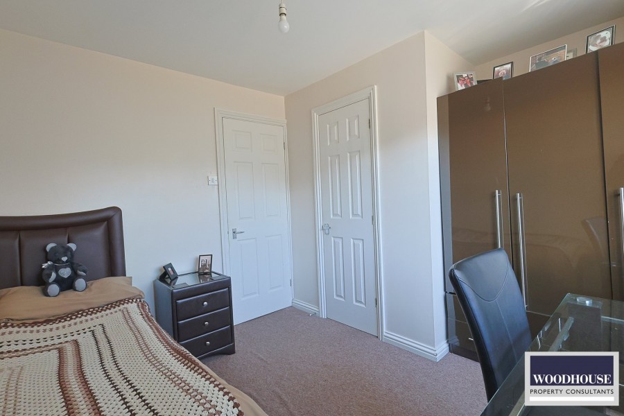 Images for Little Stock Road, Cheshunt, Hertfordshire EAID:3131305421 BID:11055924
