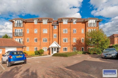 Winnipeg Way, Turnford, Hertfordshire