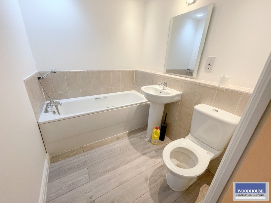 Images for Winnipeg Way, Turnford, Hertfordshire EAID:3131305421 BID:11055924