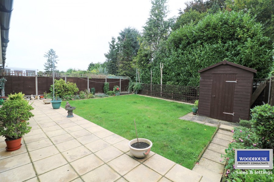 Images for Cheshunt, Waltham Cross, Hertfordshire EAID:3131305421 BID:11055924