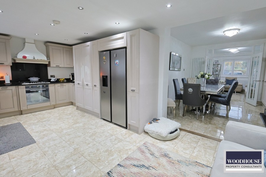 Images for Pick Hill, Waltham Abbey, Essex EAID:3131305421 BID:11055924