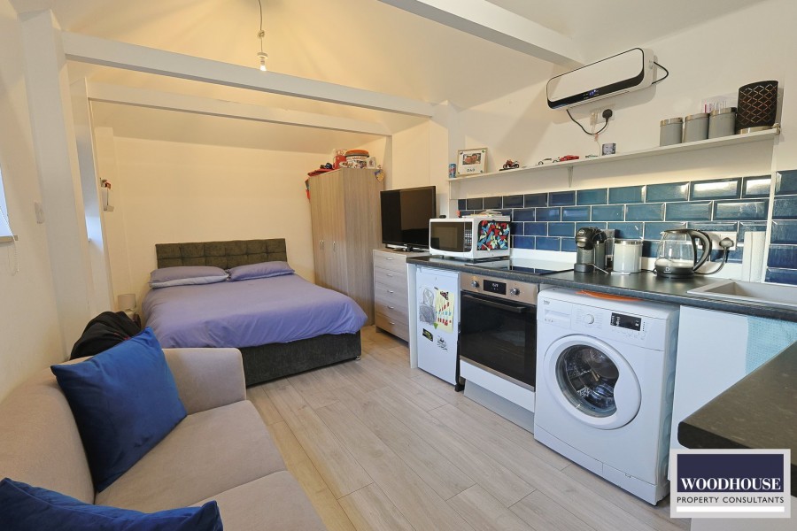 Images for Pick Hill, Waltham Abbey, Essex EAID:3131305421 BID:11055924
